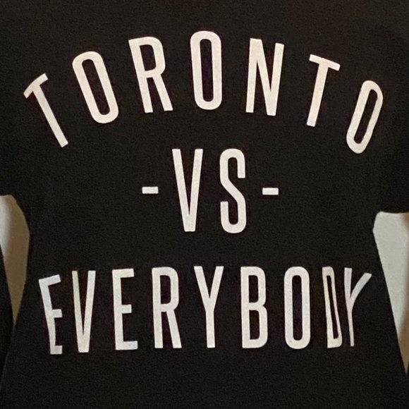 Peace Collective Toronto Vs Everybody Crewneck - Picture 2 of 3